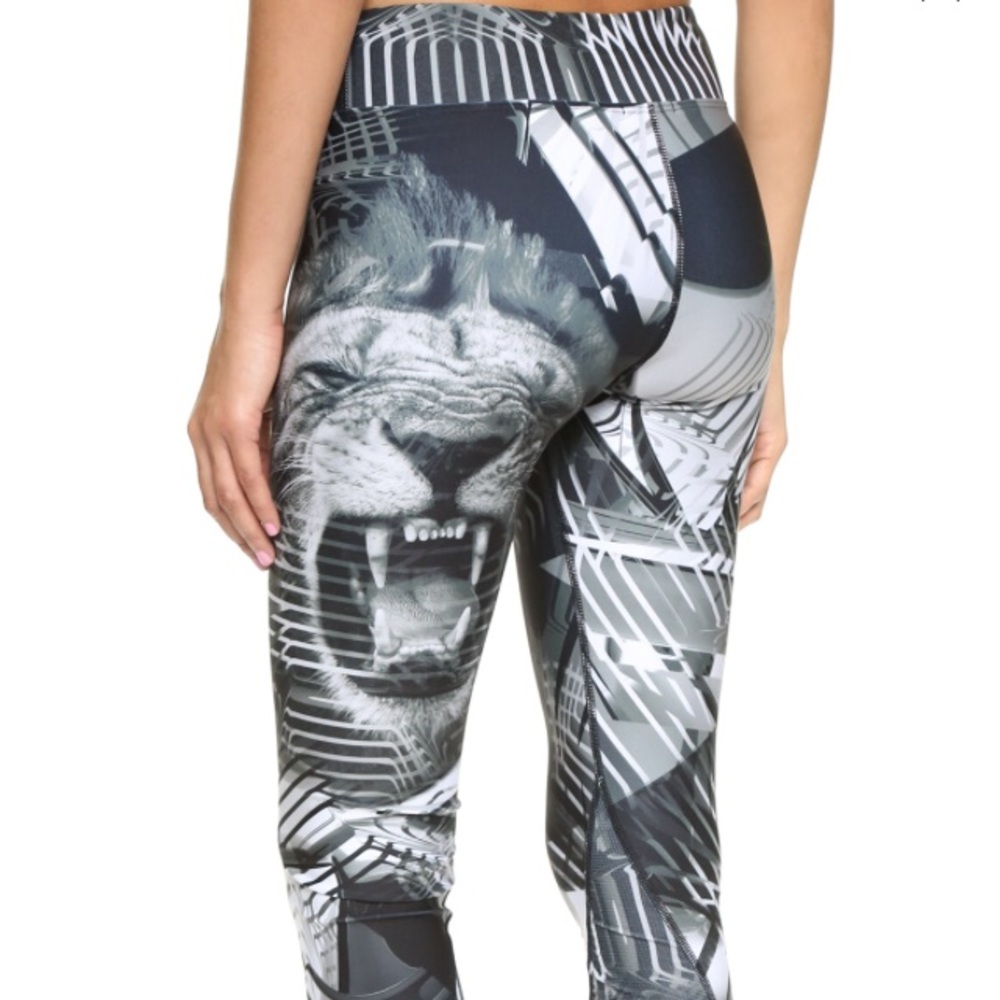 We Are Handsome The Eon Lion Active Capri Leggings